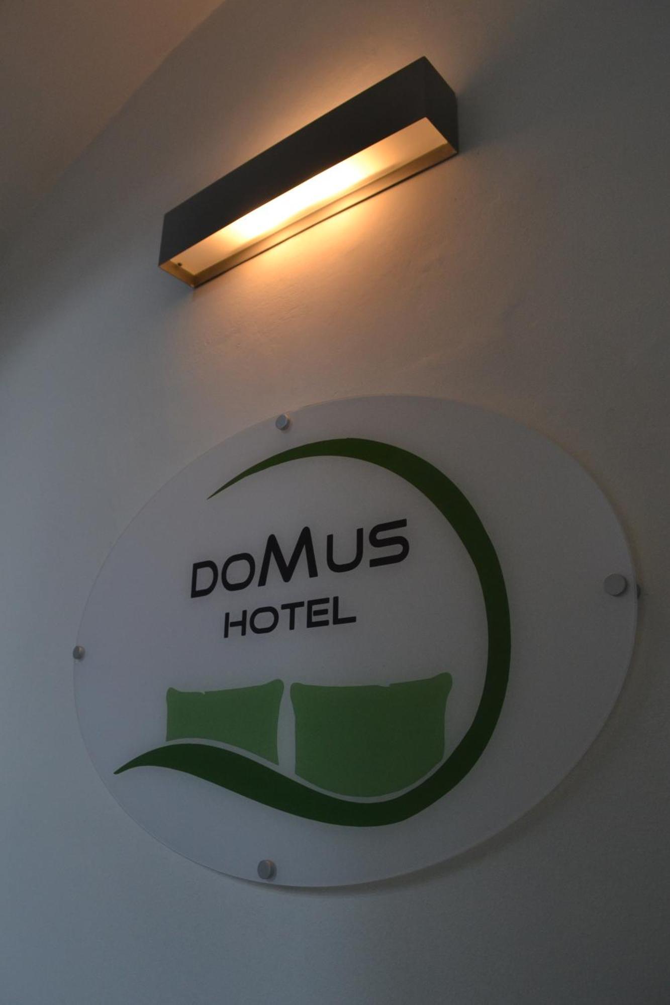 Domus Hotel 카셀토리네세 외부 사진