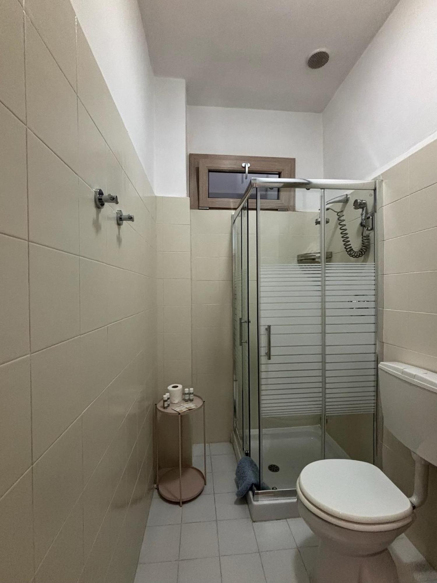 Domus Hotel 카셀토리네세 외부 사진