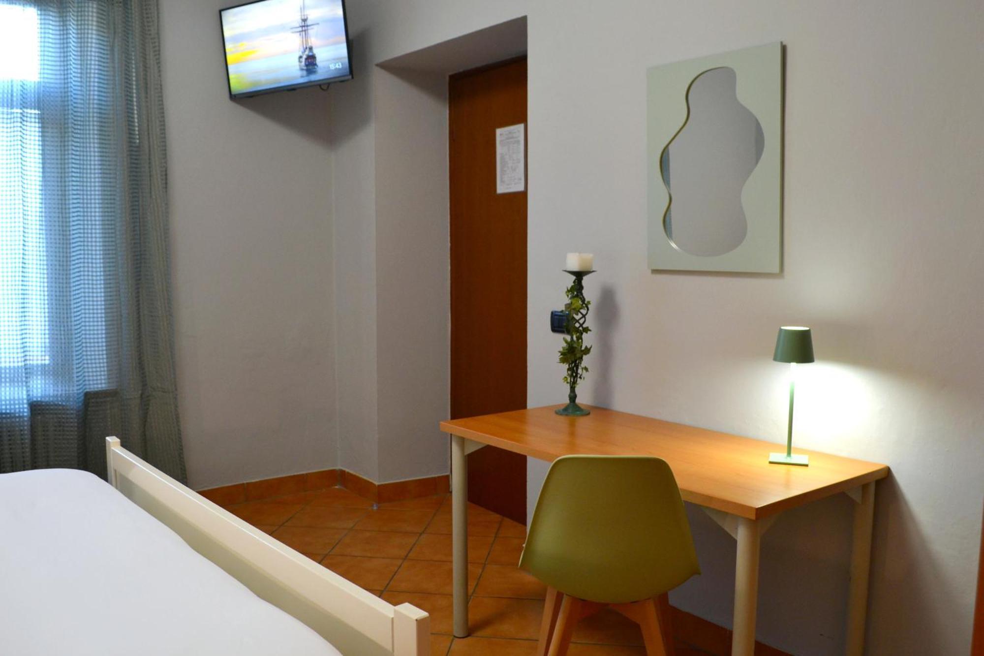 Domus Hotel 카셀토리네세 외부 사진